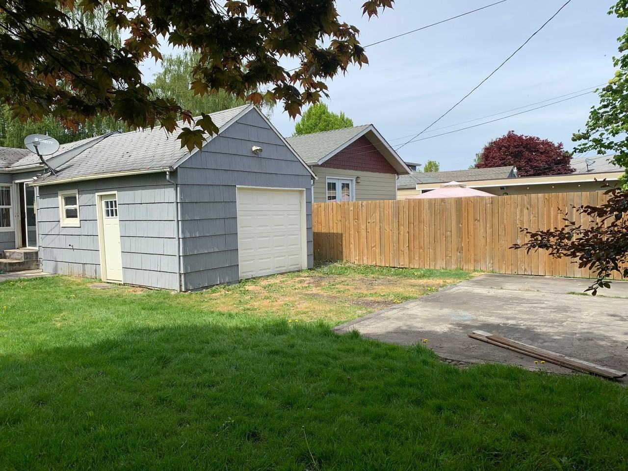 530 23rd Ave - Photo 2 of 20