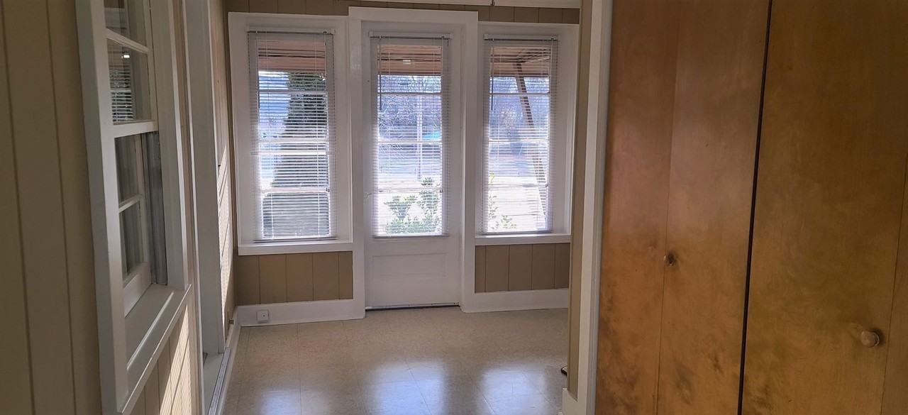 410 Cumberland Ave - Photo 3 of 15