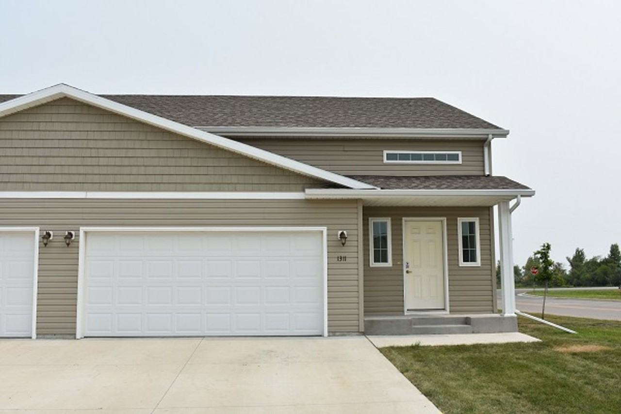 1311 4th St Nw - Photo 2 of 24