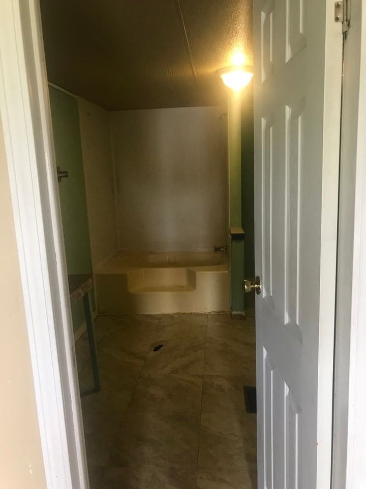 111 5th St - Photo 6 of 6