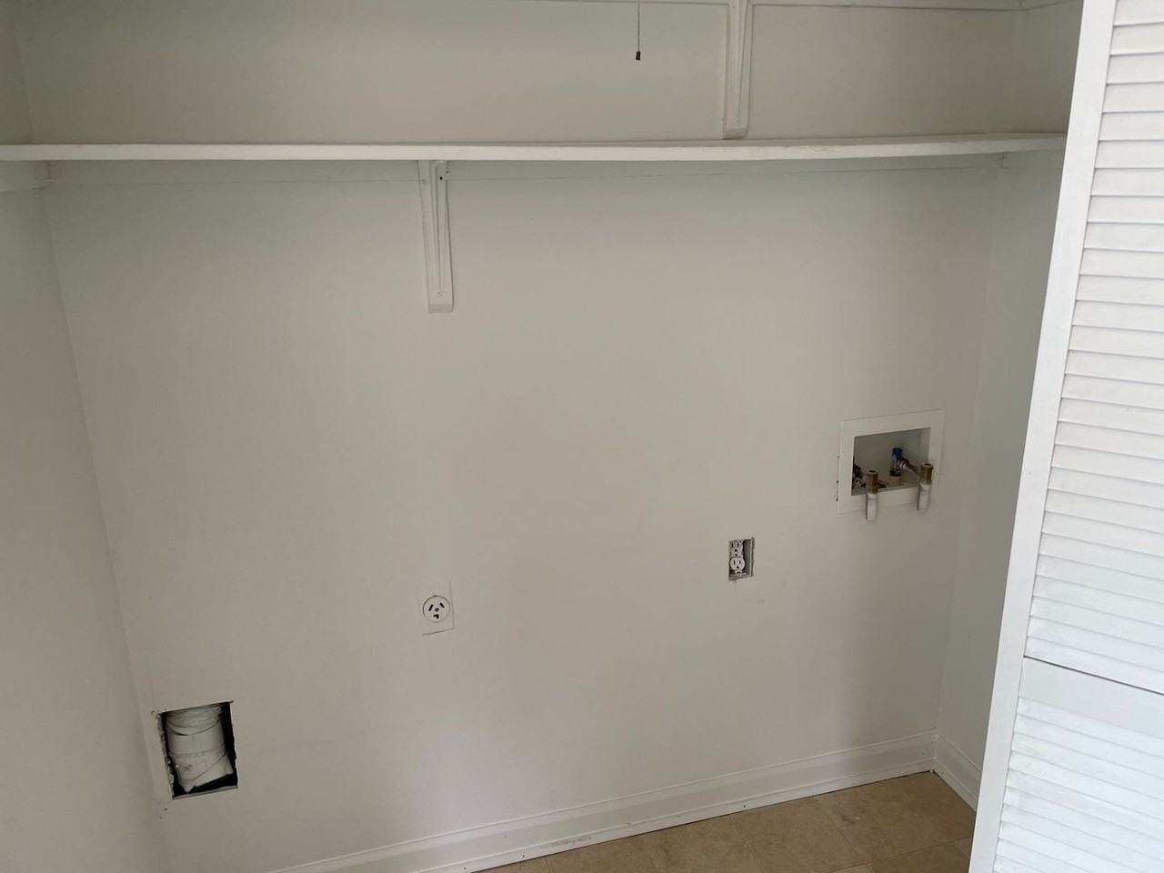 1181 Hulon Ln - Photo 5 of 12