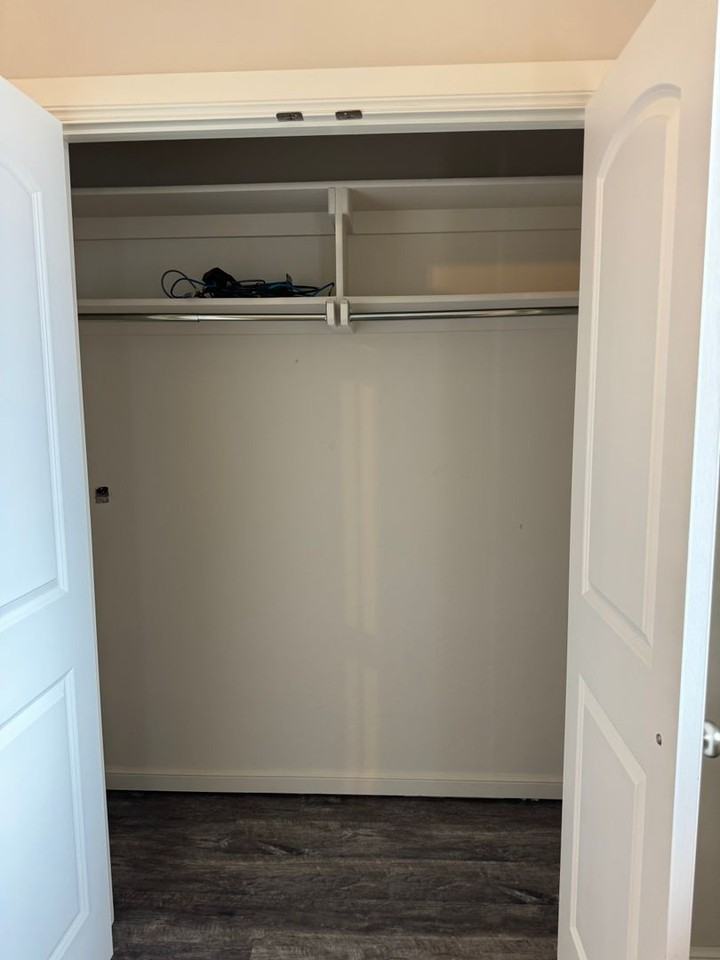 4517 Enclave Cir - Photo 3 of 35