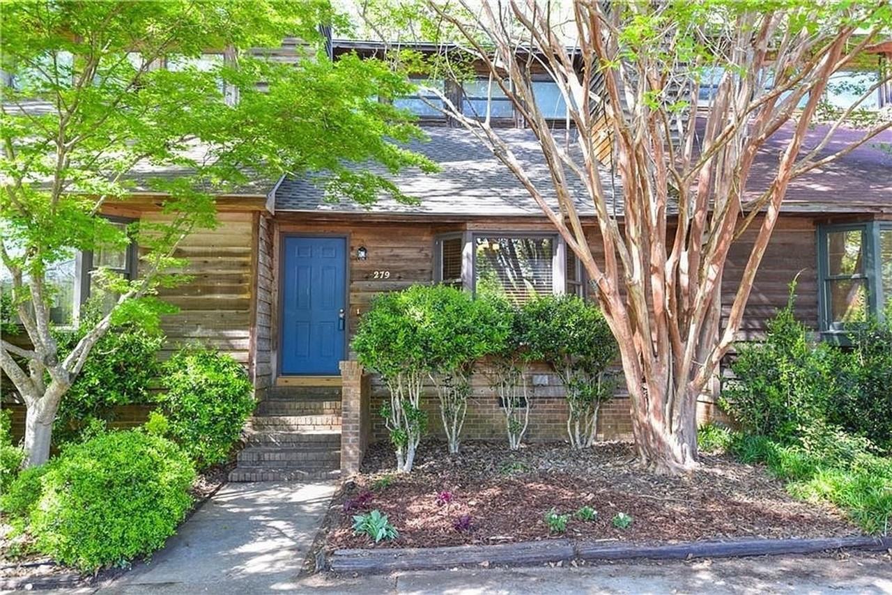 279 279 Ivy Ln - Photo 3 of 21