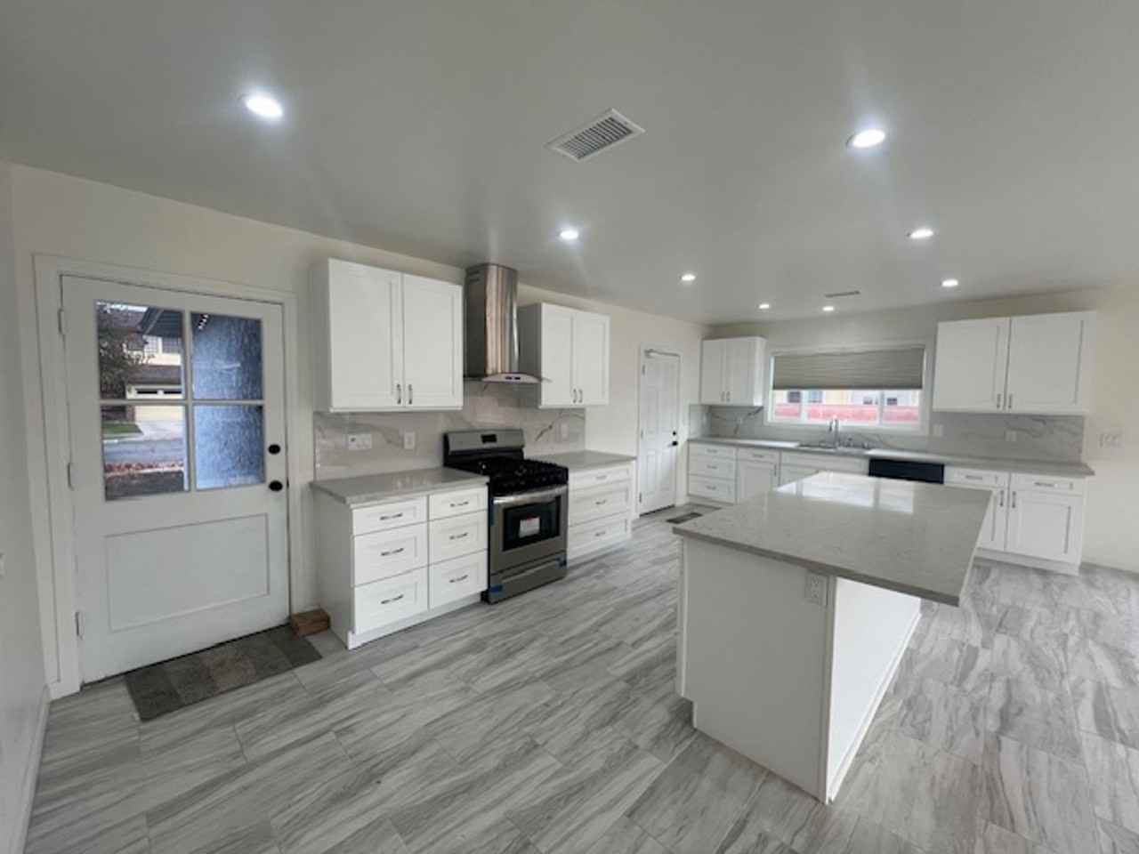 3506 W 229th St - Photo 2 of 27