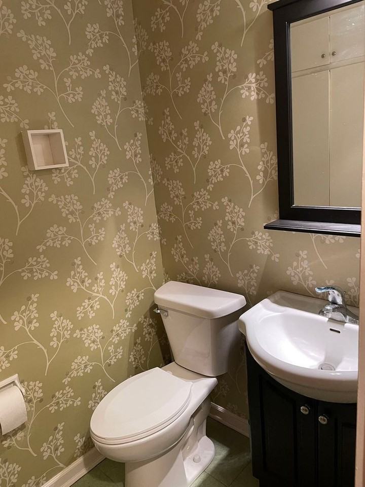1145 Glenway St - Photo 5 of 6