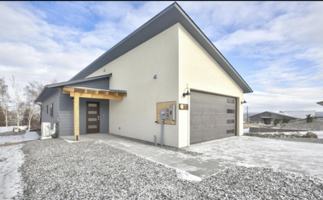 featured image of 901 Verde Ln