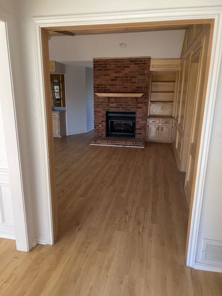 3613 Longbow Ln - Photo 2 of 14