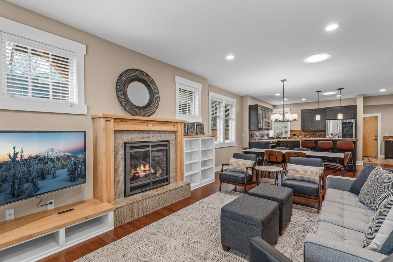 2333 Nw Lolo Dr - Photo 4 of 27