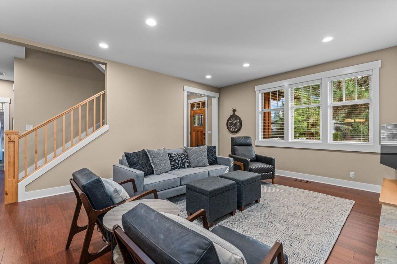 2333 Nw Lolo Dr - Photo 7 of 27