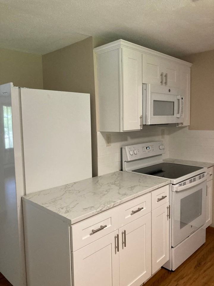 8525 S Spring Valley Park Dr - Photo 4 of 23