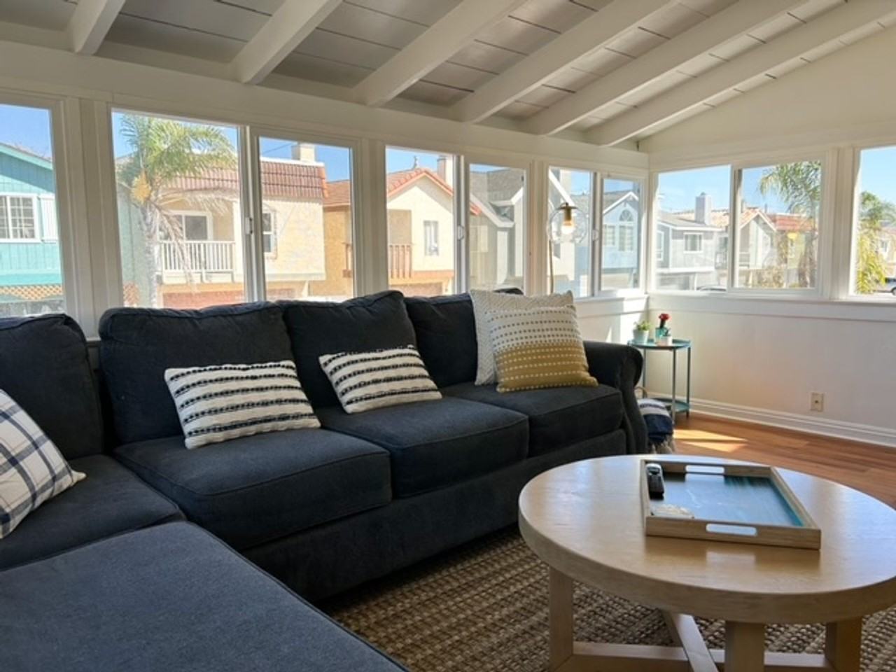 248 Cahuenga Dr - Photo 7 of 50