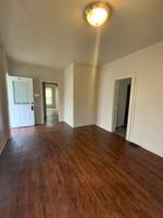 featured image of 532 W 6th St