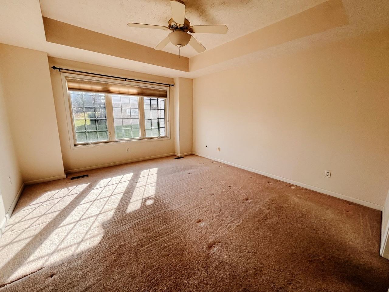 2515 Cherry Ln - Photo 5 of 8