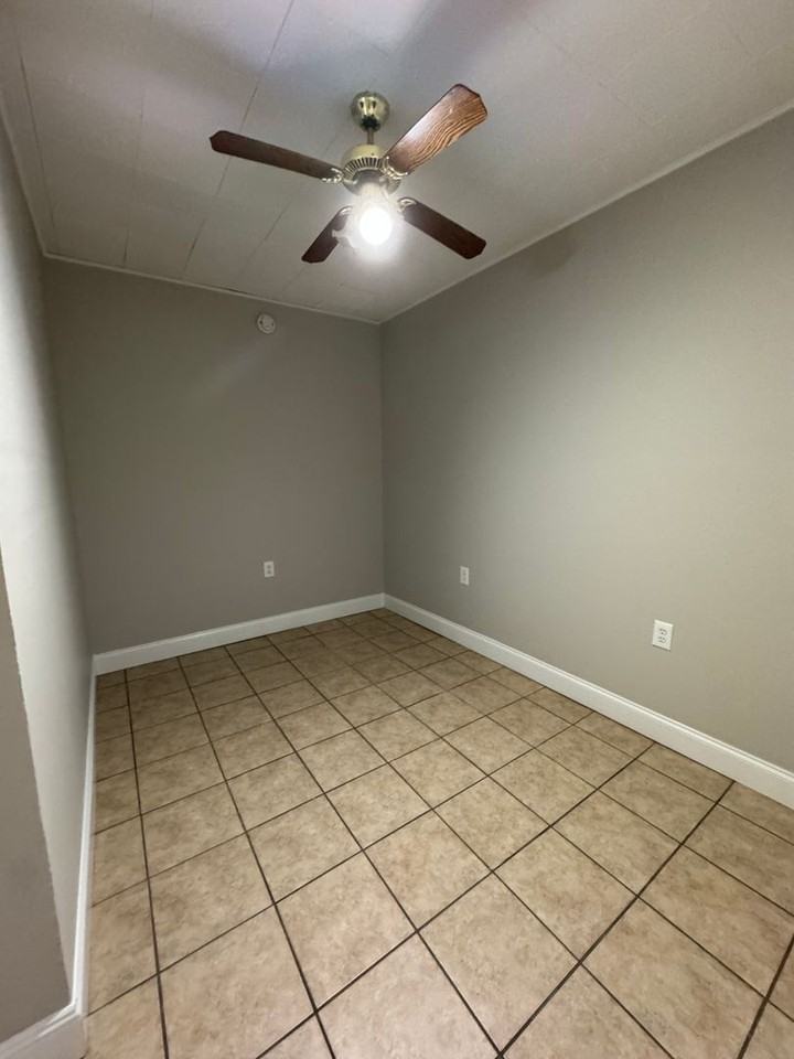 201 Kitterman St - Photo 2 of 11