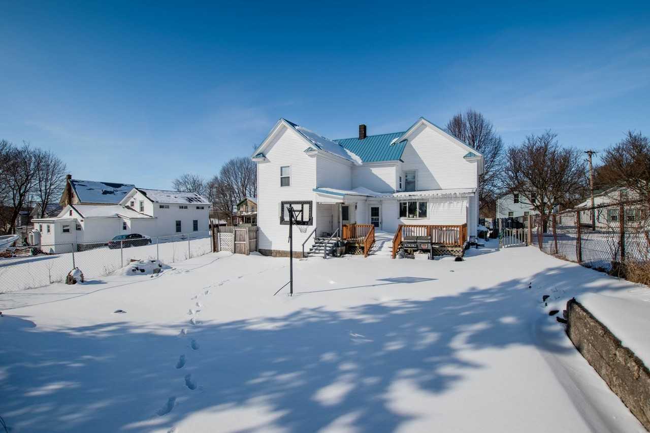 528 528 / 530 Francis St - Photo 3 of 15