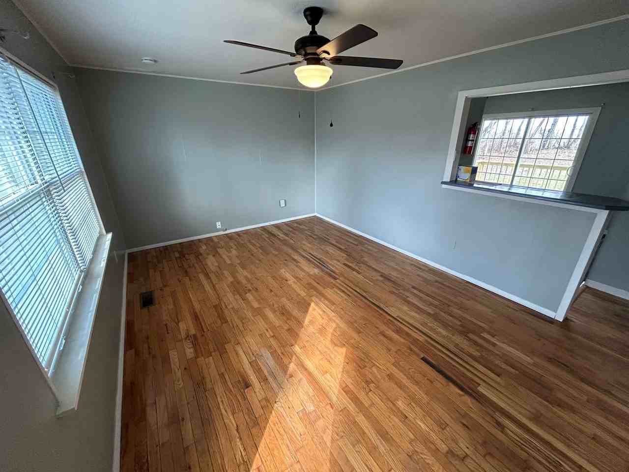 84 Silver Dr - Photo 3 of 10