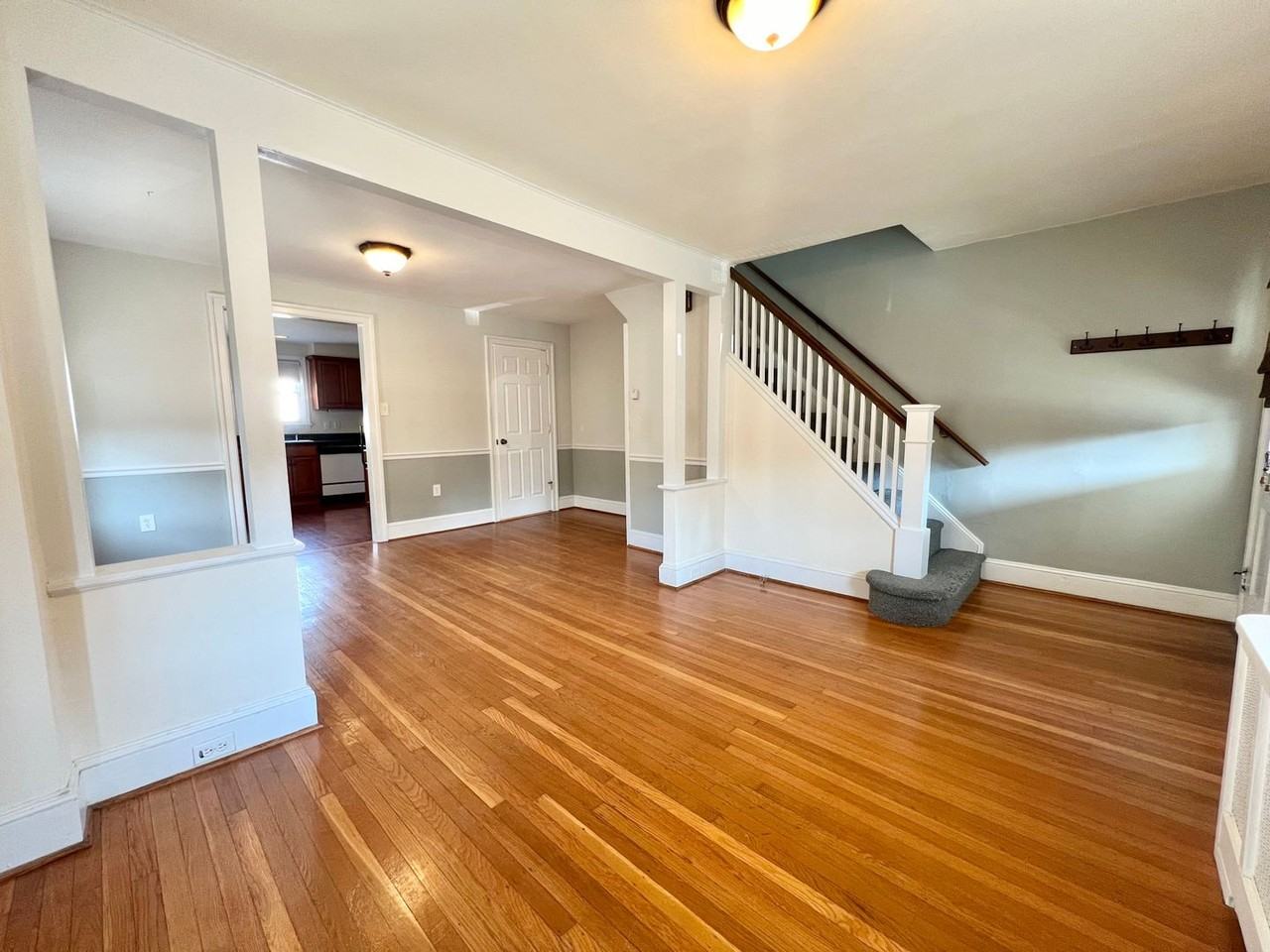 1206 Huntingdon Rd - Photo 2 of 19