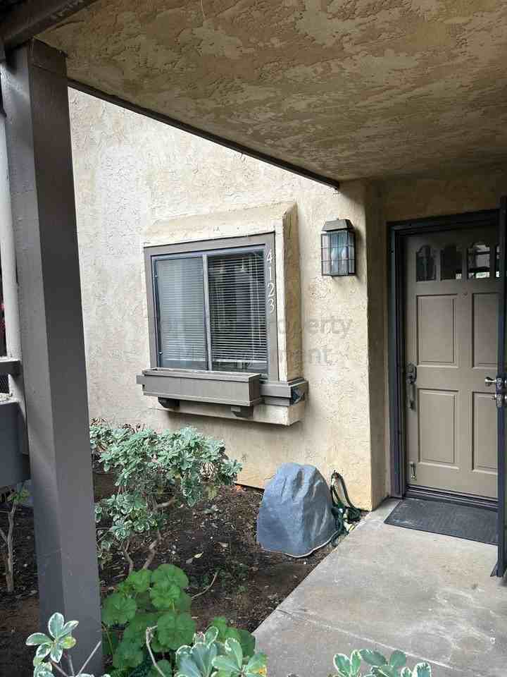 4123 Pinehurst Ct - Photo 2 of 16