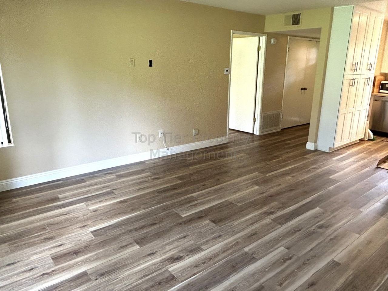 4123 Pinehurst Ct - Photo 5 of 16