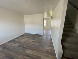 Townhouse 3 level with 2 parking spaces - Photo 1 of 1