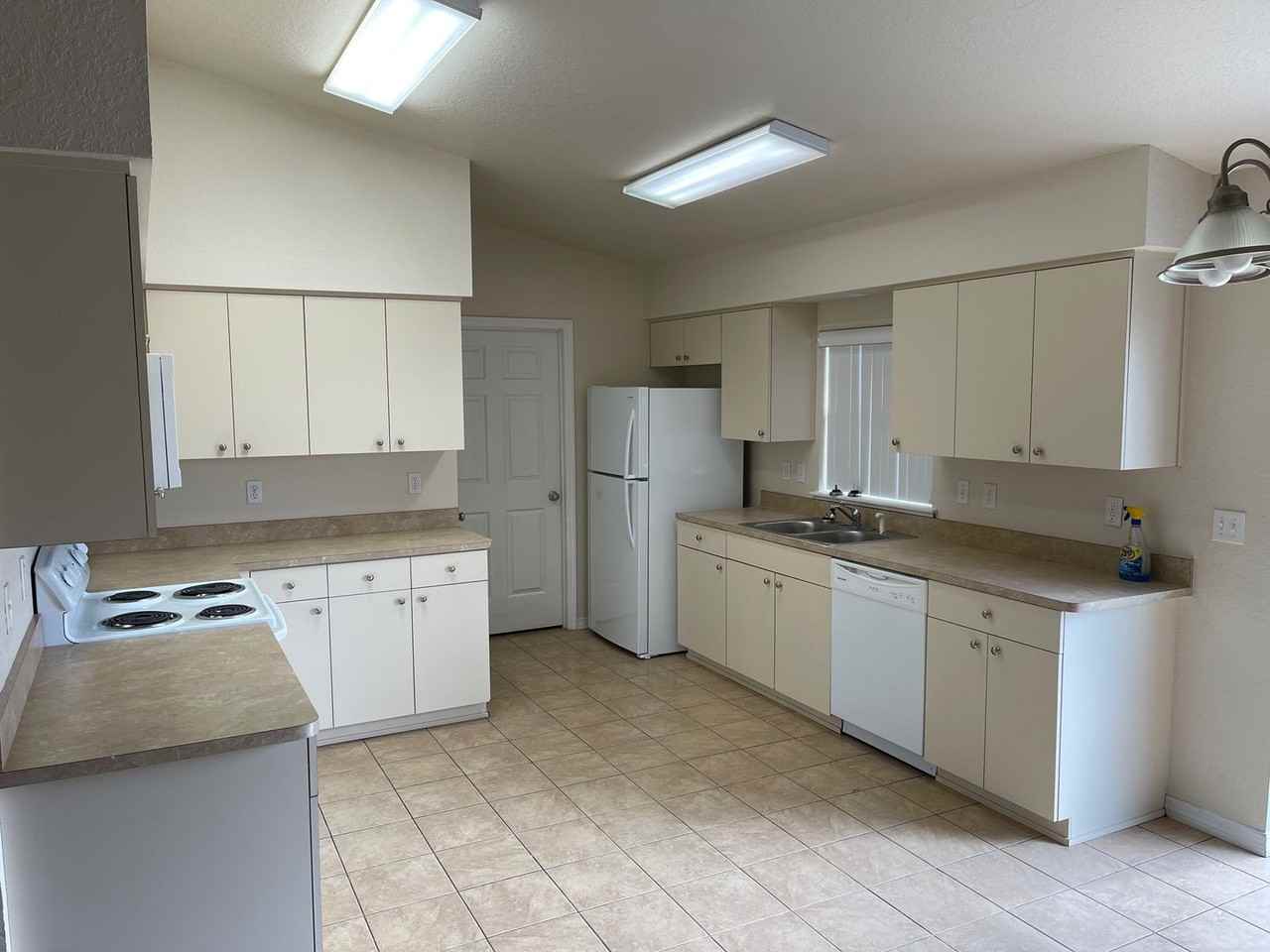 7299 Midway Ter - Photo 3 of 18