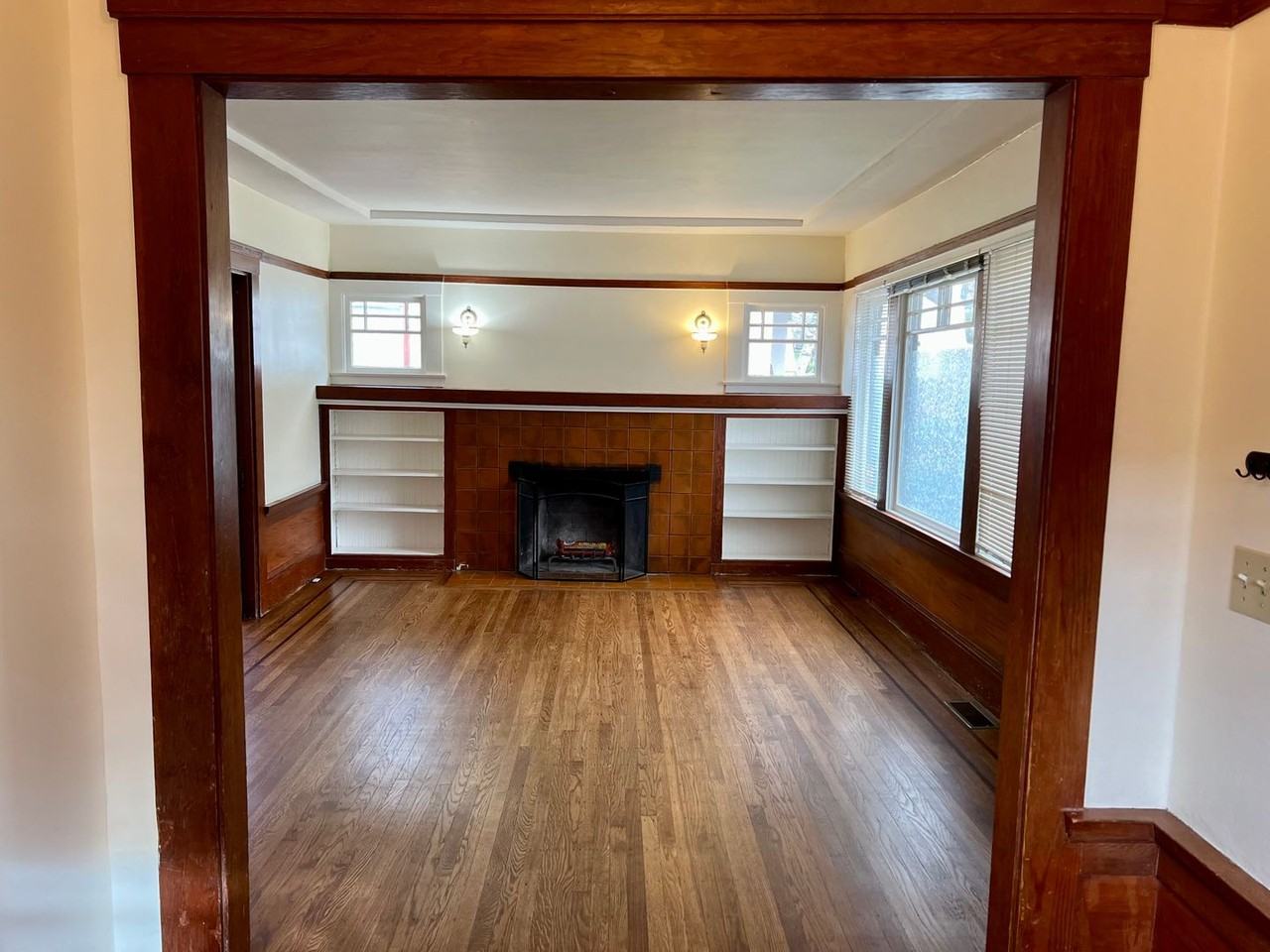 1515 Grand Ave - Photo 3 of 18