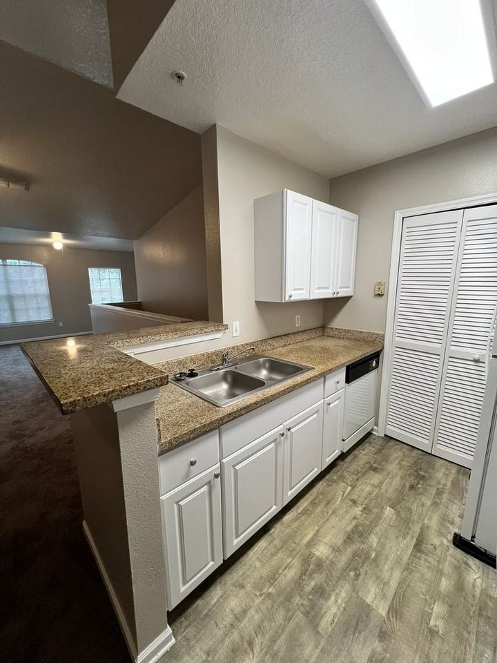 4356 S Kirkman Rd - Photo 2 of 31