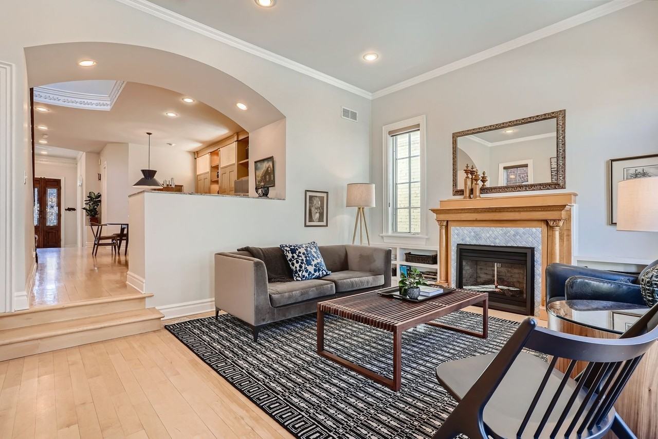 2431 Stout St - Photo 3 of 28