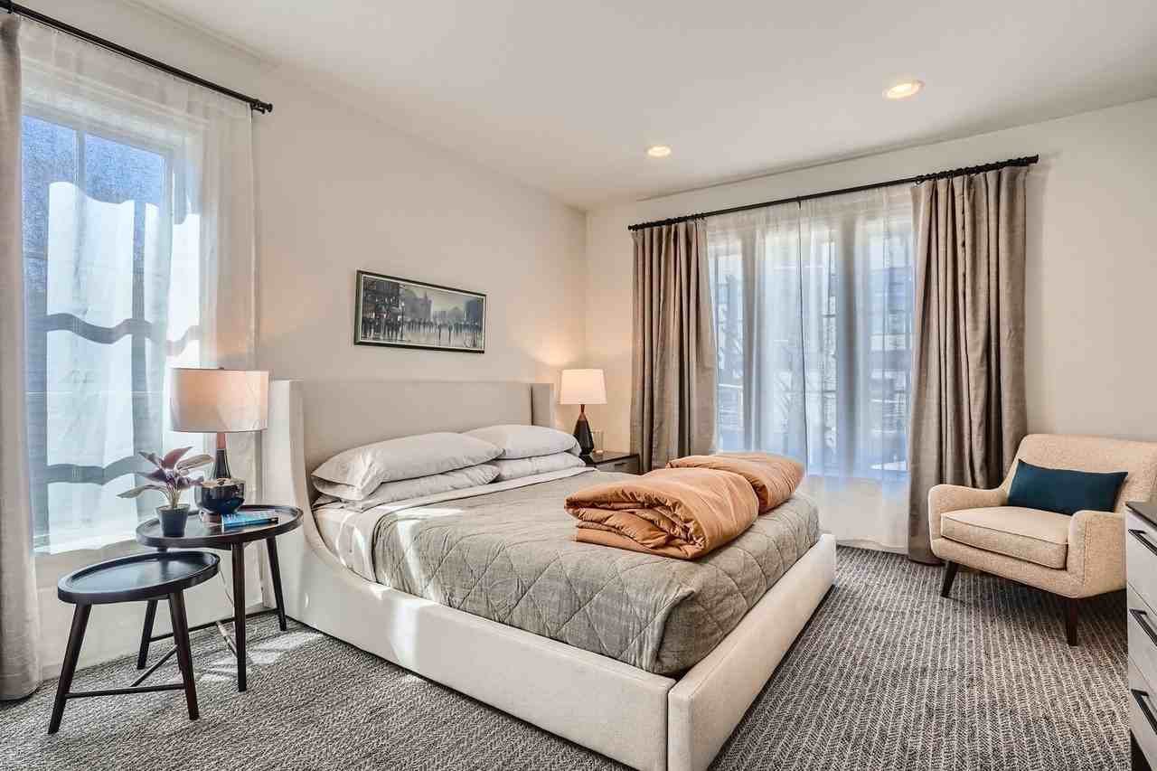 2431 Stout St - Photo 4 of 28