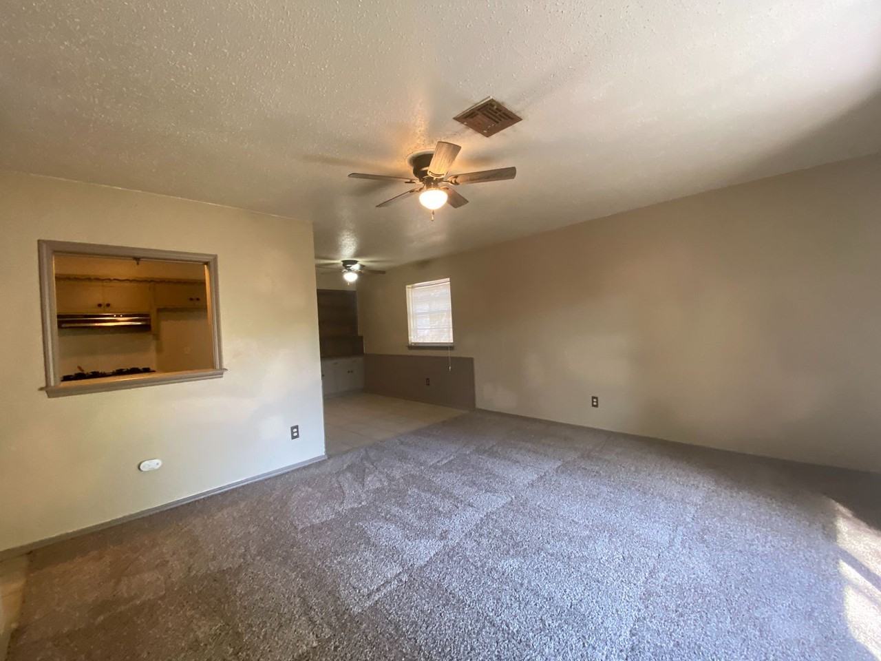 602 Royal Ave - Photo 3 of 23
