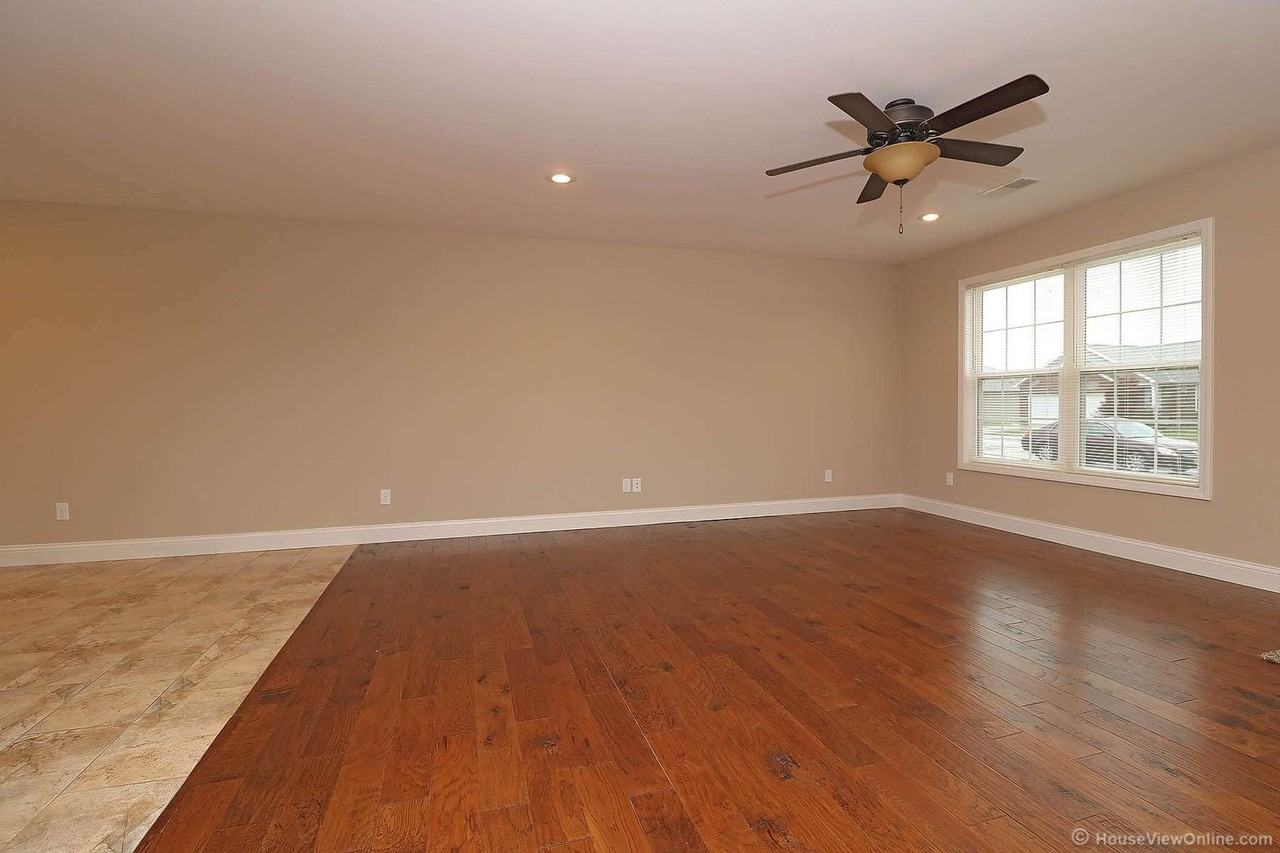 1752 Voyager Ct - Photo 4 of 26