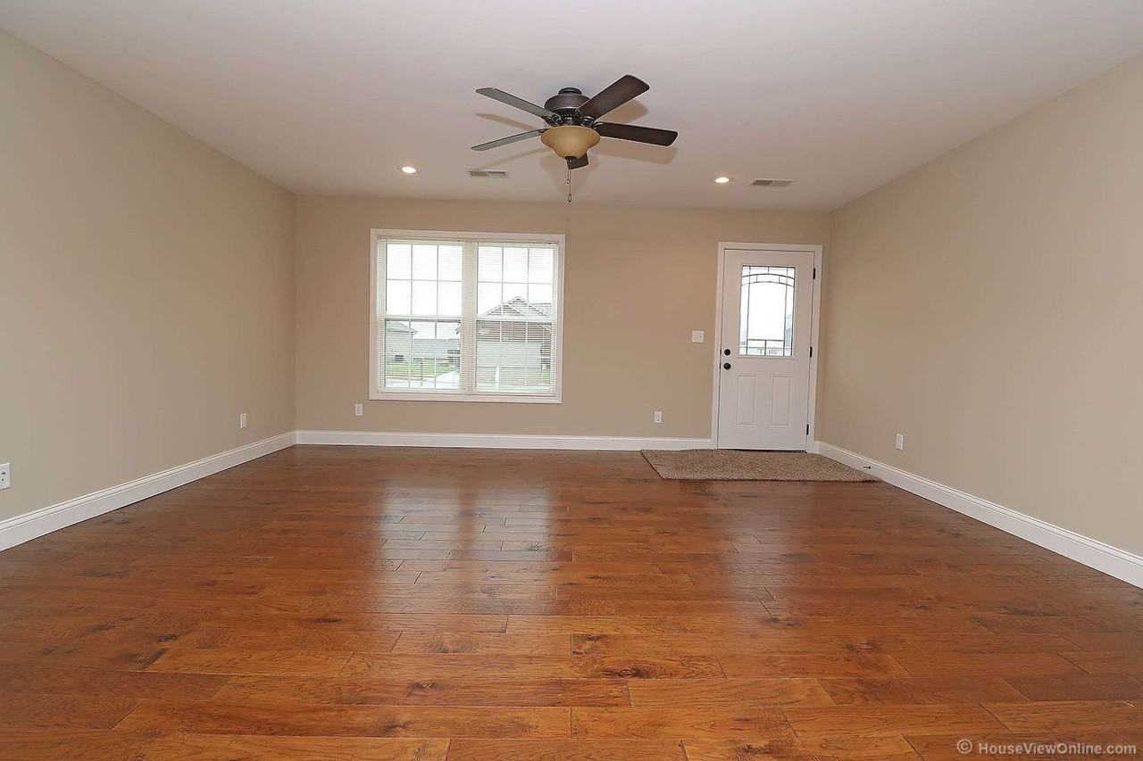 1752 Voyager Ct - Photo 5 of 26