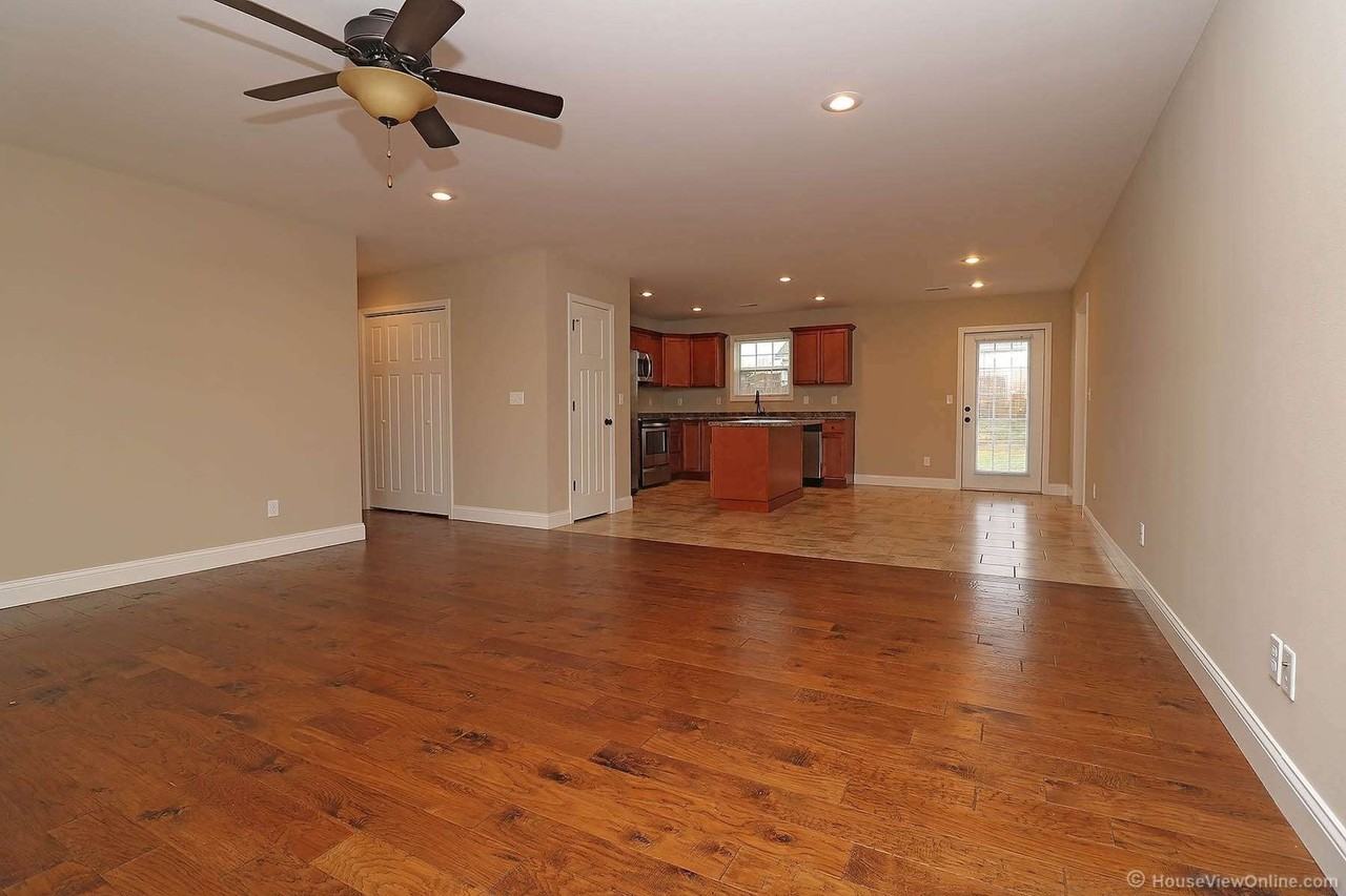 1752 Voyager Ct - Photo 6 of 26
