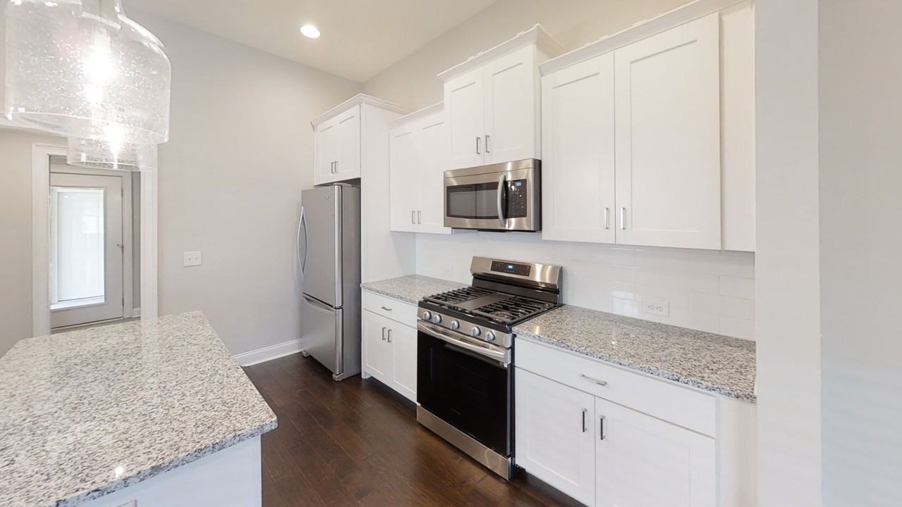 1968 Armistead Ln - Photo 6 of 17