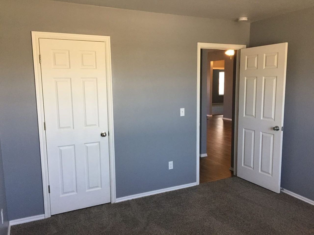 9633 Silas Dr - Photo 2 of 17