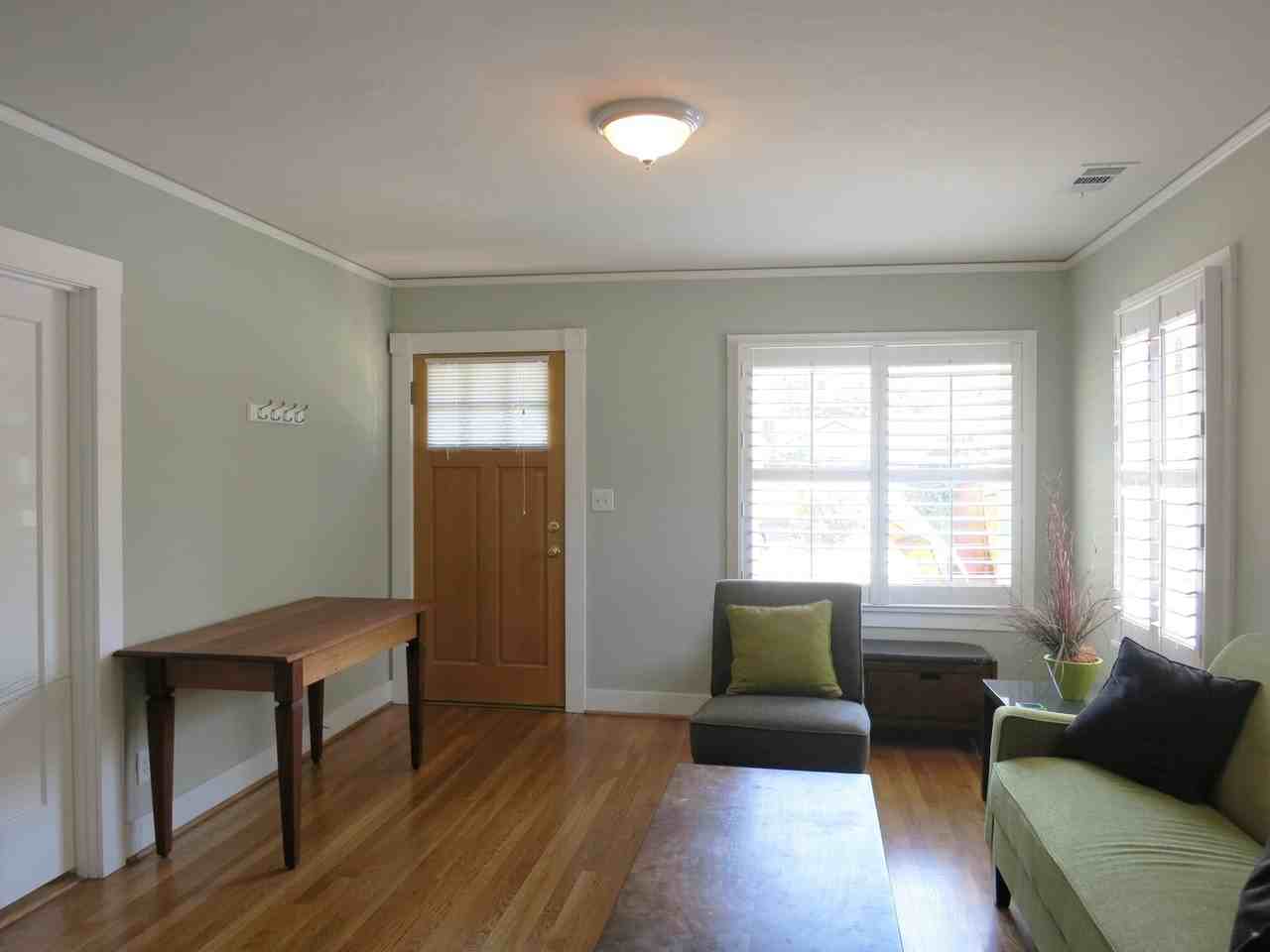 1033 Leona Ct - Photo 4 of 14