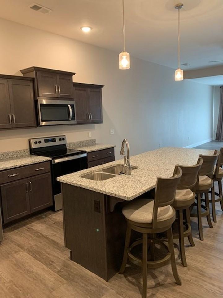 231 Siena Blvd - Photo 7 of 12