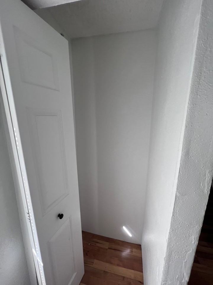 917 Chestnut St - Photo 5 of 26