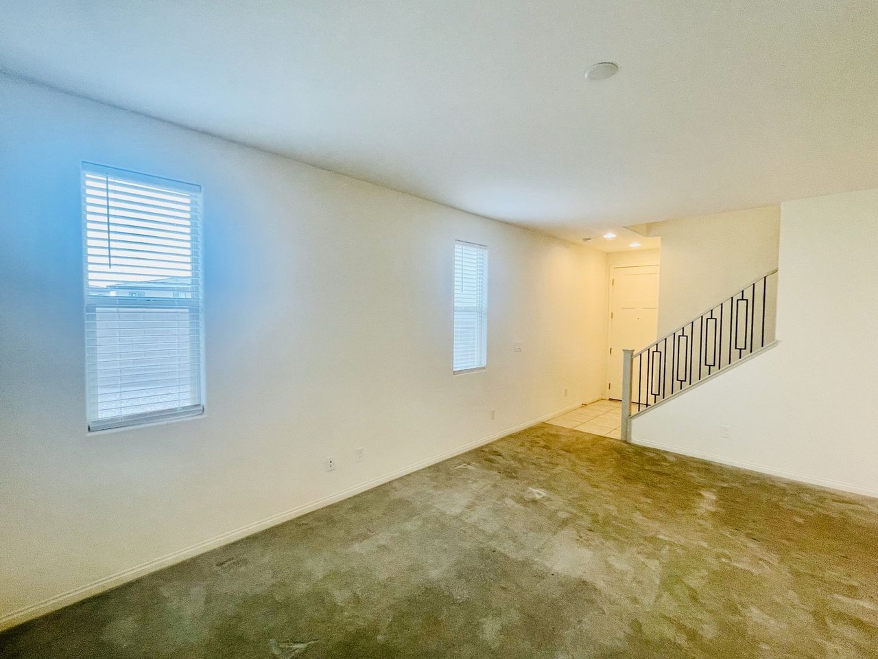781 Ariel Heights Ave - Photo 3 of 20