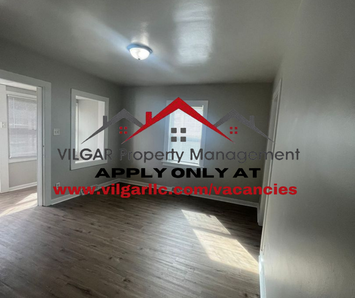 1032 Whitcomb St - Photo 3 of 10