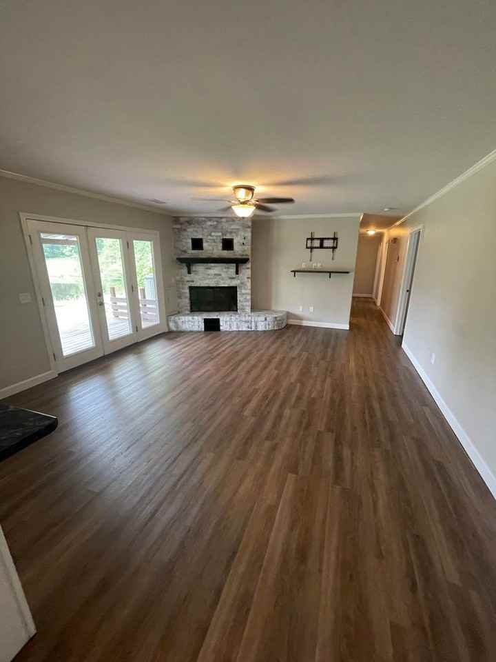 3503 Augusta St - Photo 3 of 14