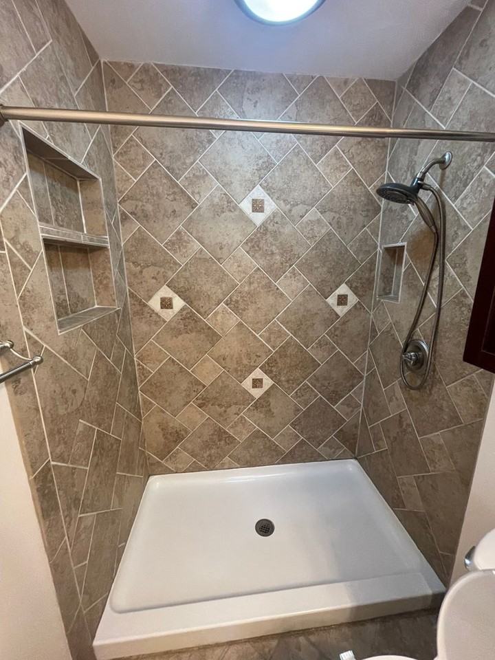 3503 Augusta St - Photo 7 of 14