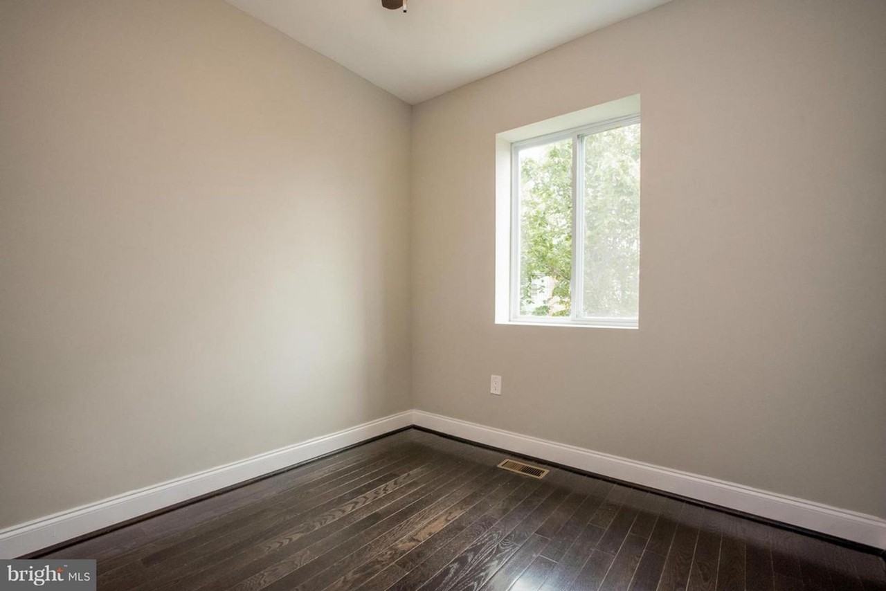 1635 Lang Pl Ne - Photo 3 of 15