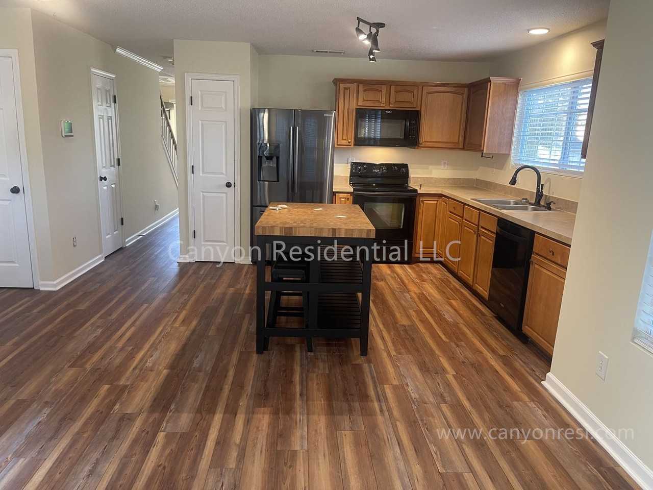 500 Rockbridge Dr - Photo 6 of 23