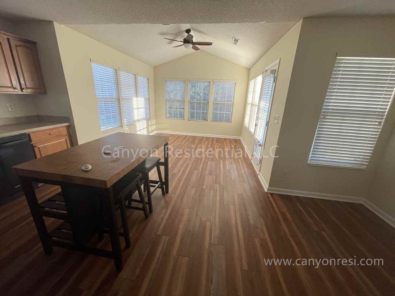 500 Rockbridge Dr - Photo 7 of 23