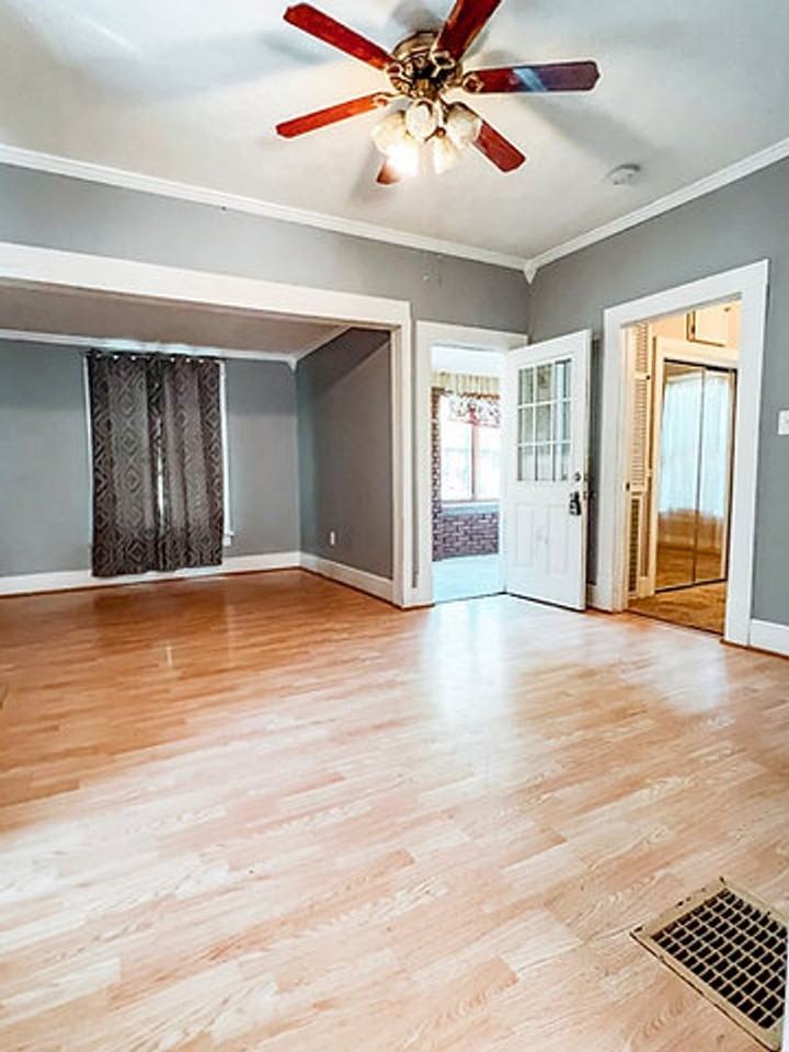 2635 N 11th St - Photo 4 of 4