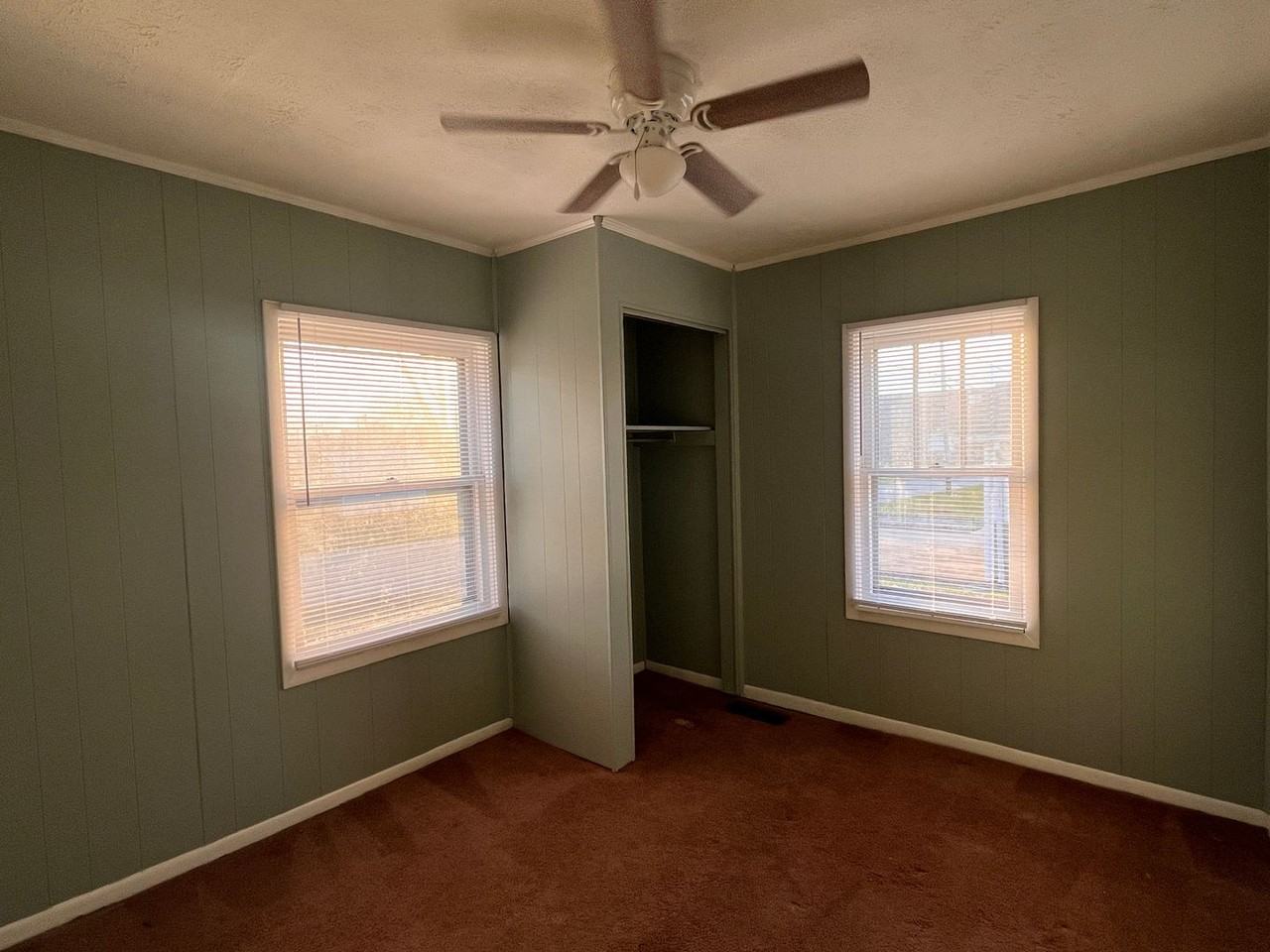 1602 Mckinley Ave - Photo 7 of 10
