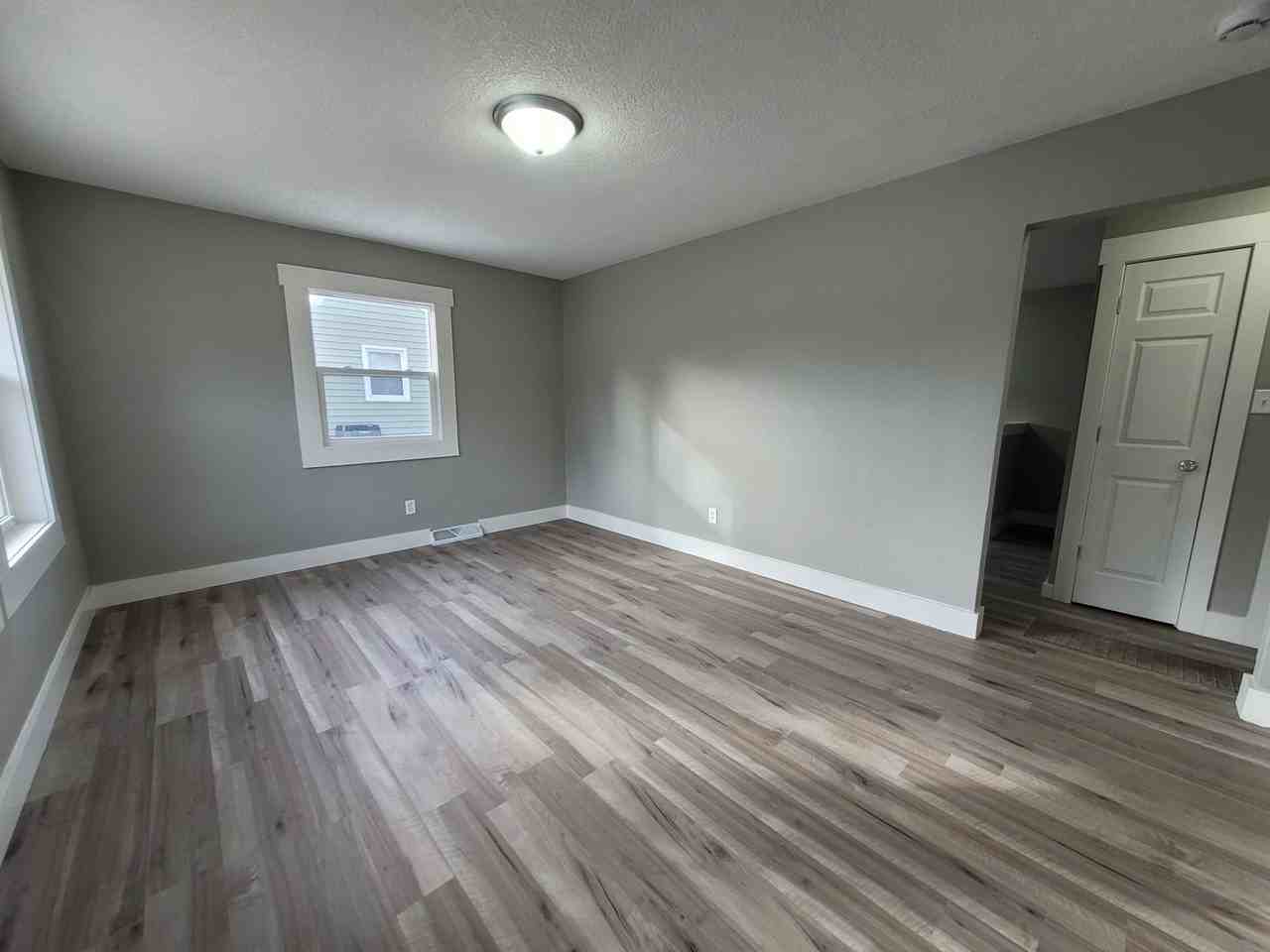 7106 Sw 16th St - Photo 7 of 26