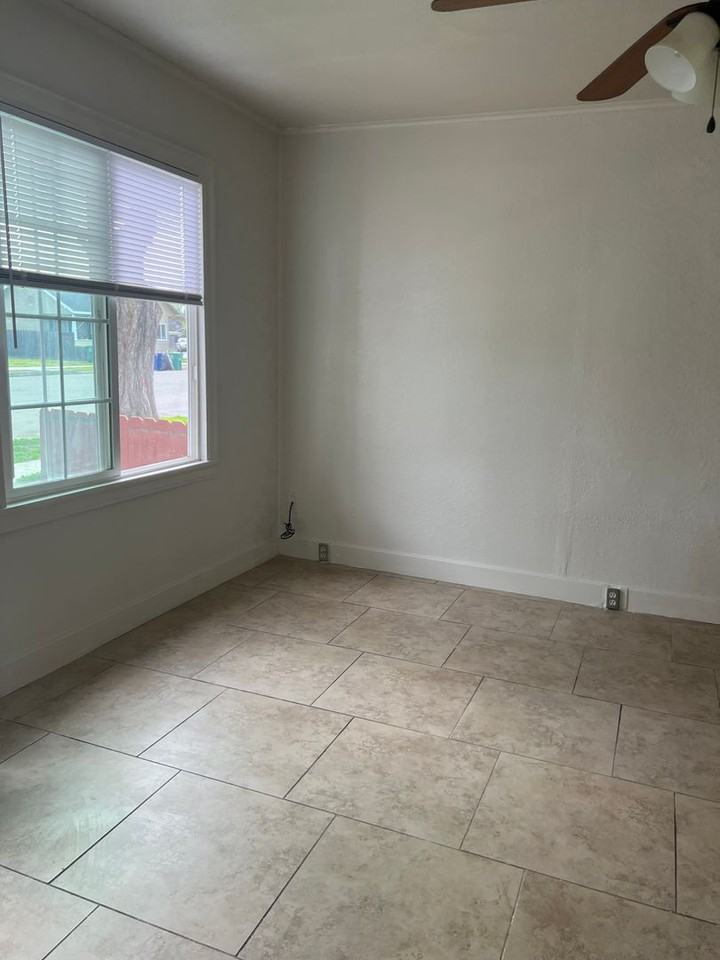 155 6th St - Photo 5 of 7