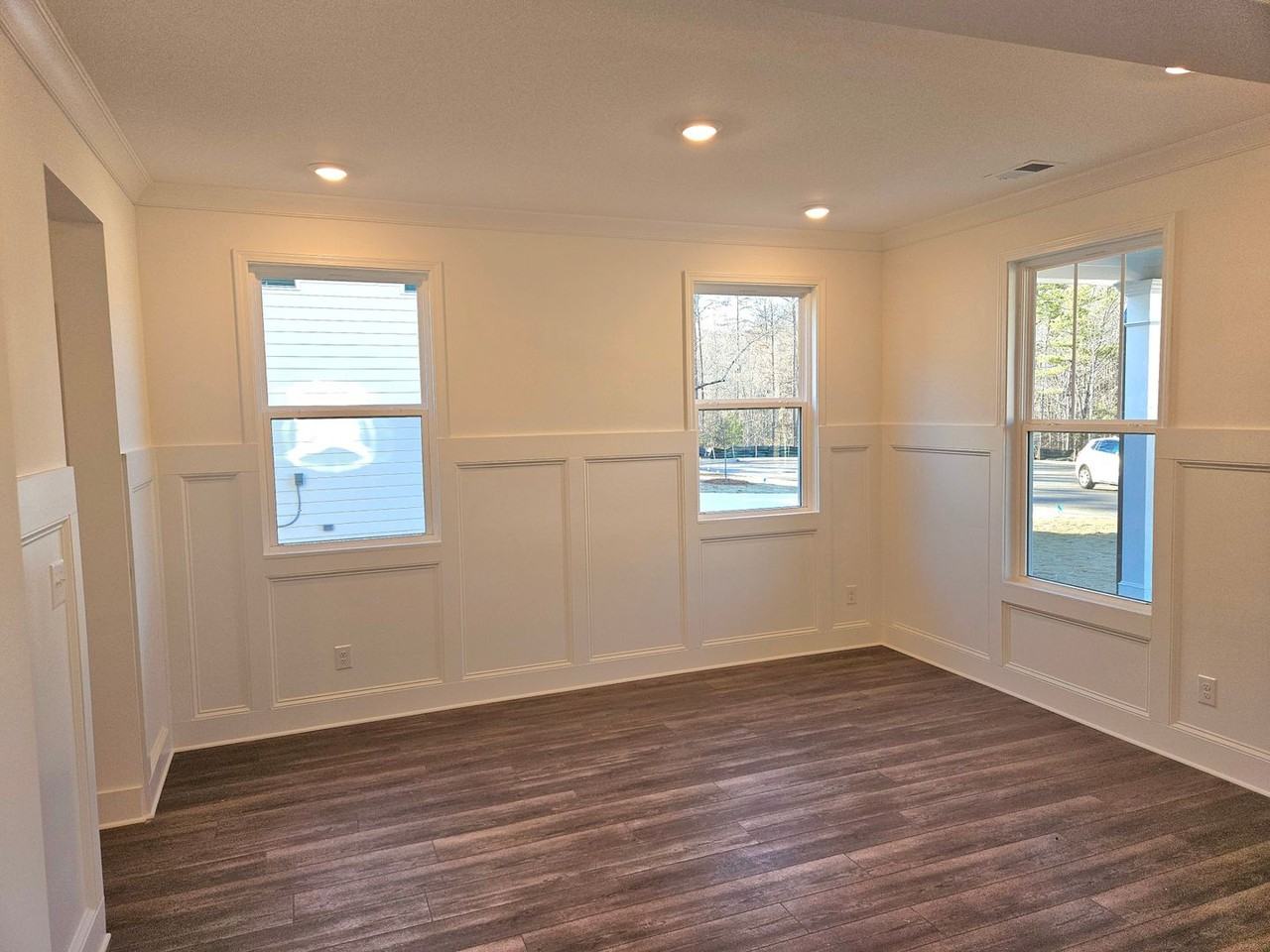 219 Andalusa Ct - Photo 7 of 50